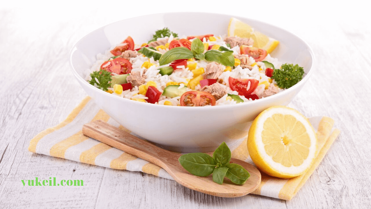 salad-gạo-lứt-giảm-cân